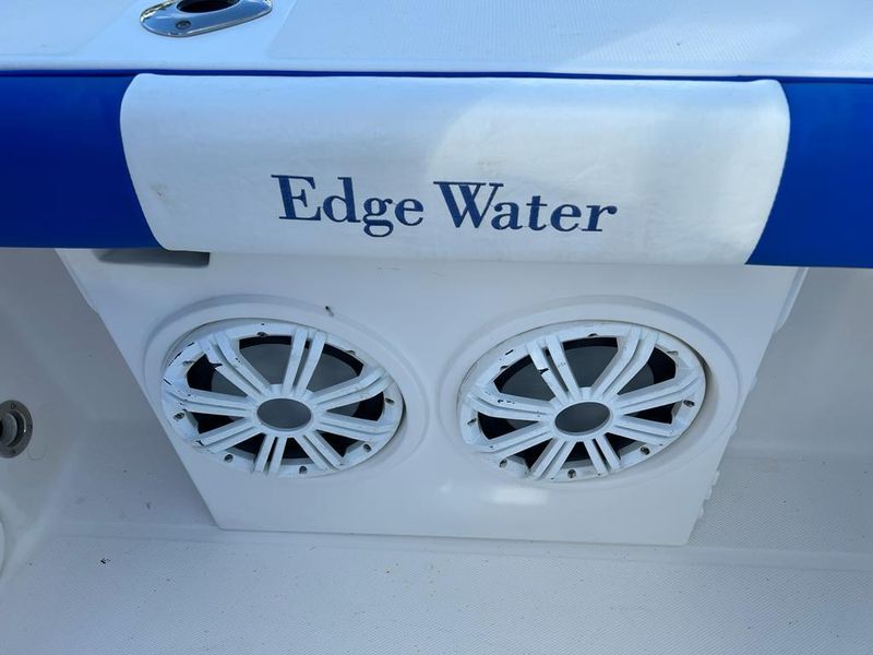 2016 Edgewater 335 Express