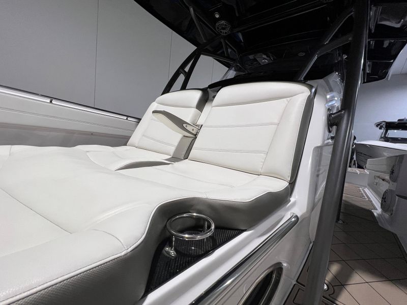 2021 Nor-Tech 390 Center Console