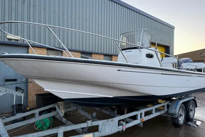 2001 Boston Whaler 22 Dauntless