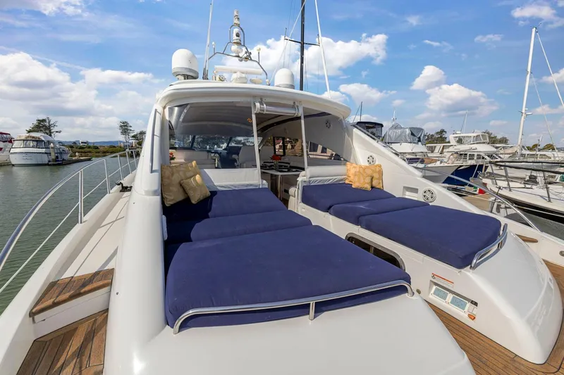 Dismissed Yacht Photos Pics 