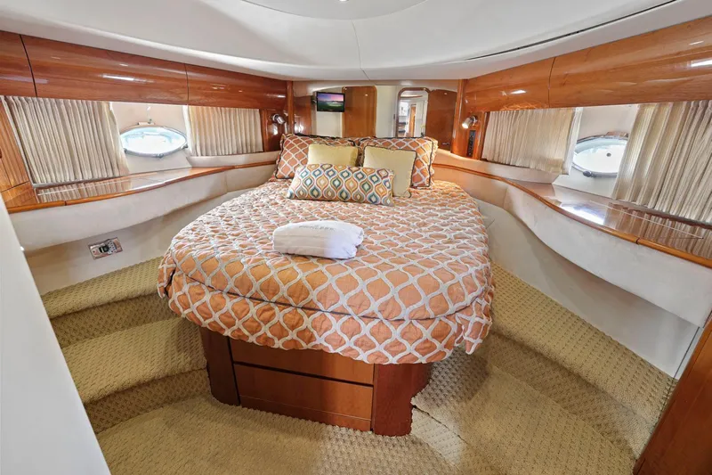 Dismissed Yacht Photos Pics 