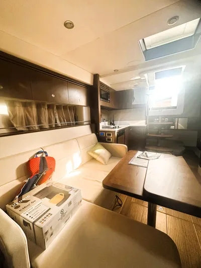 Salt Shaker Yacht Photos Pics 