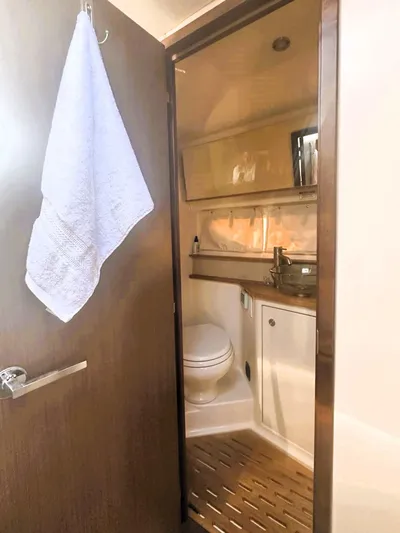 Salt Shaker Yacht Photos Pics 