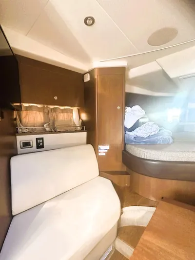 Salt Shaker Yacht Photos Pics 