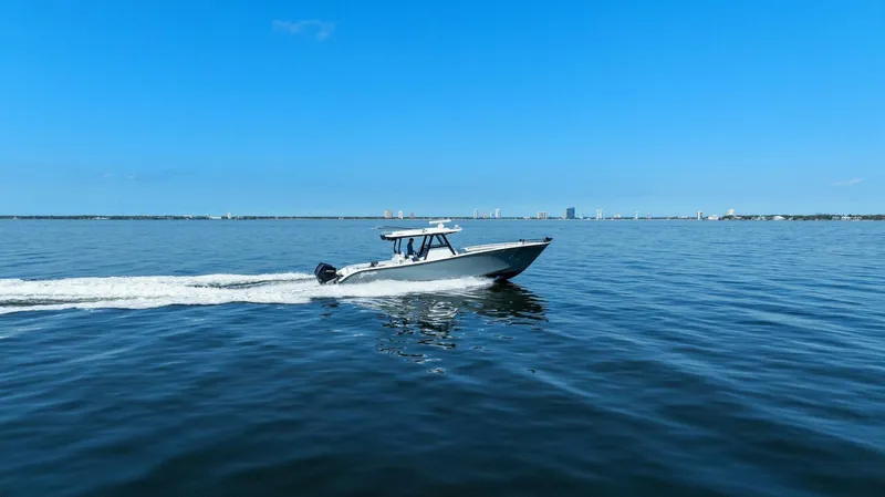 Rumble Fish Yacht Photos Pics 