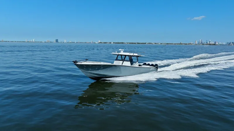 Rumble Fish Yacht Photos Pics 