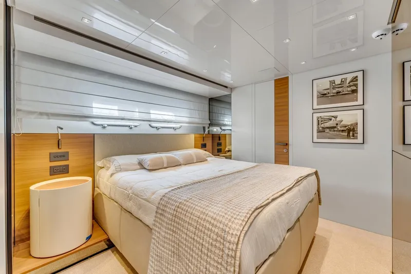 Notynog Yacht Photos Pics 