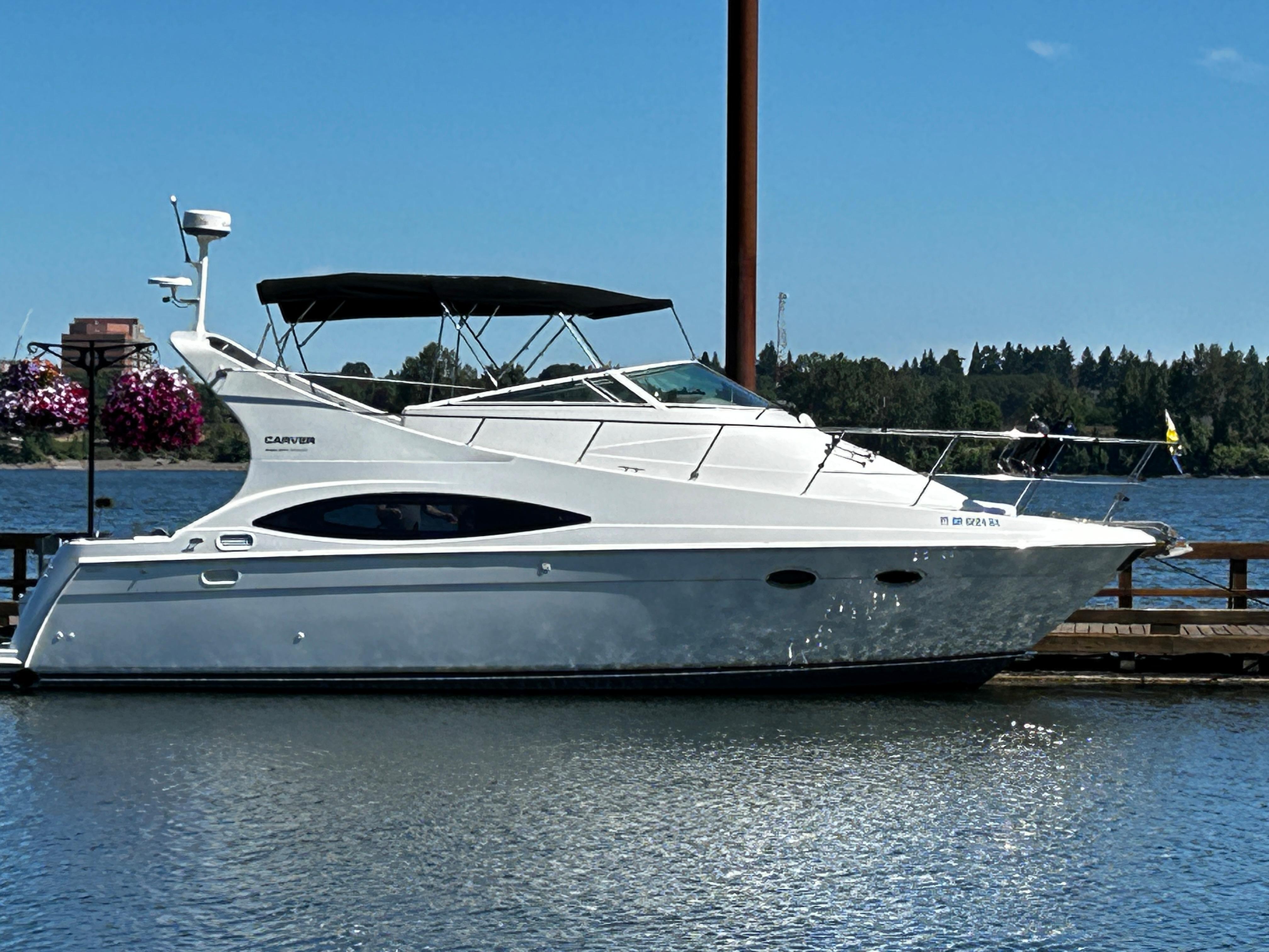 1998 Carver Mariner 350 Motor Yacht for sale - YachtWorld