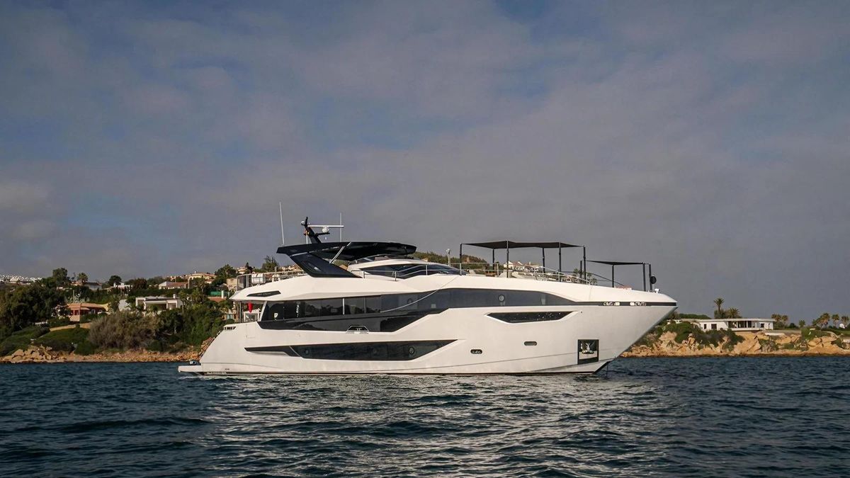 2024 Sunseeker 98 