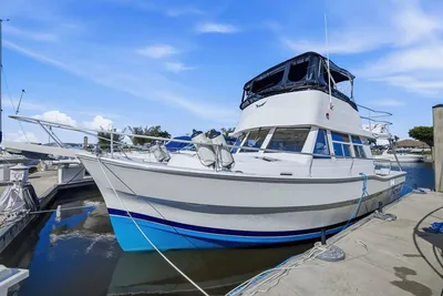 Mainship 350 Trawler