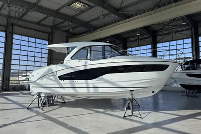 2025 Beneteau Antares 9 V2