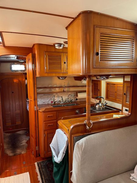 1983 Mason 43 Aft Cockpit Cutter