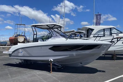 2025 Beneteau FLYER 8 SUNDECK V2