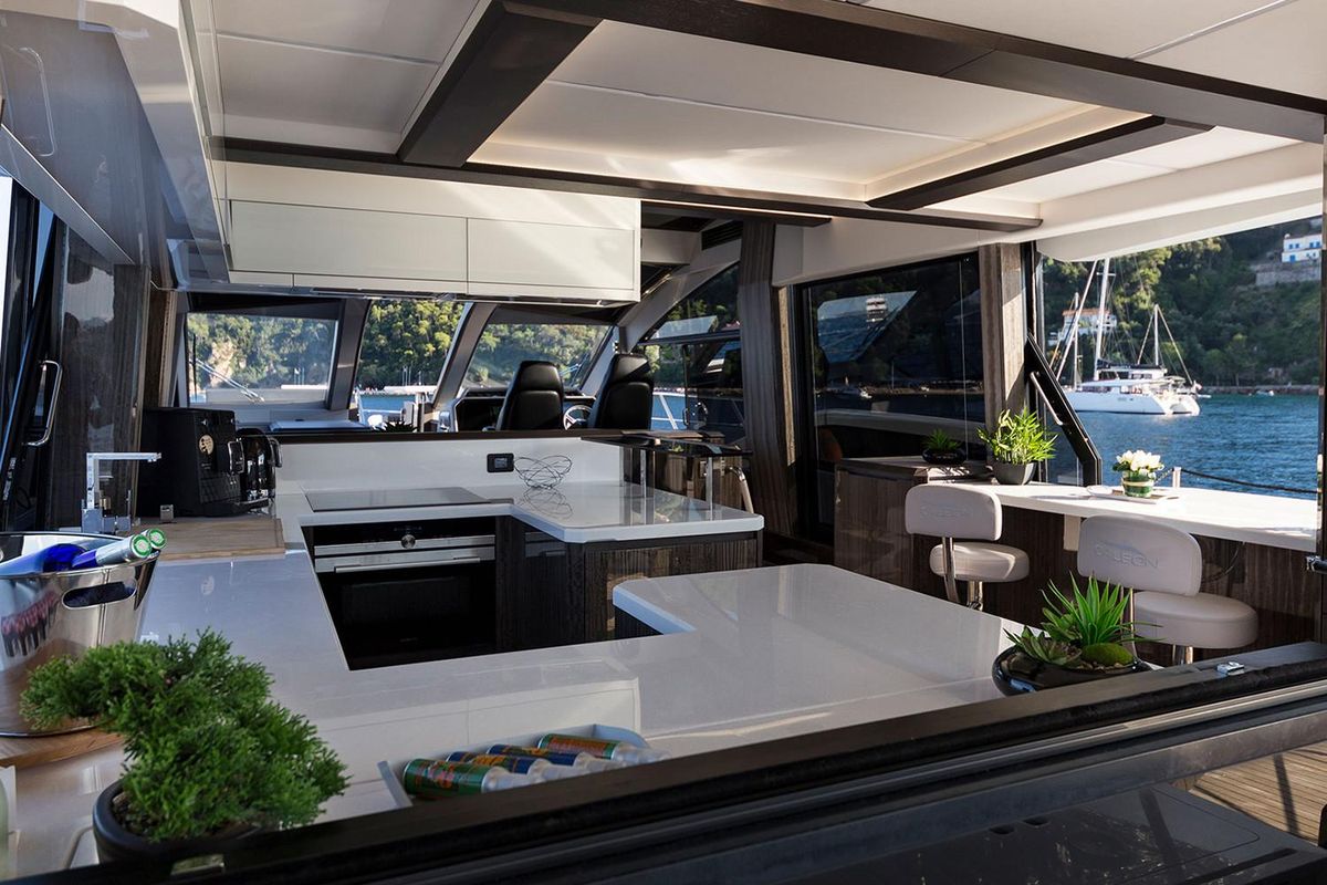 2019 Galeon 68 