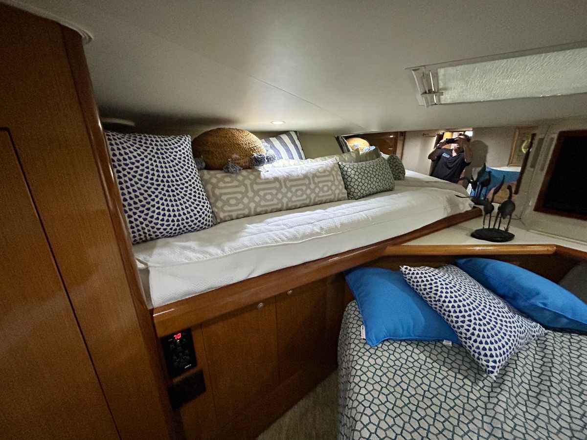 2001 Viking 55 