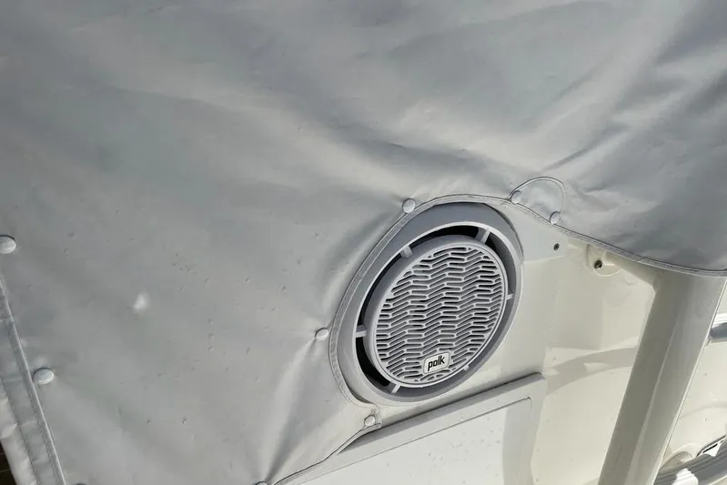  Yacht Photos Pics Speaker on 2019 Regulator 41 boat, covered with protective tarp.