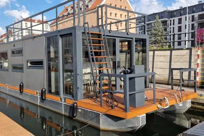 2025 Aqua Apartamento 12 Houseboat Navigare