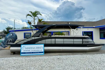 Bennington 28 QSRFBX1 3T