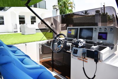 Yacht