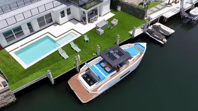 Yacht