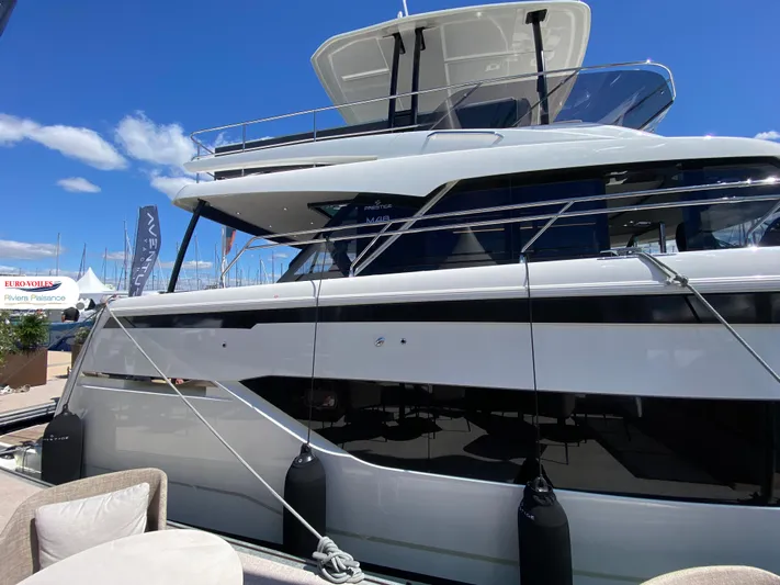 Escape Yacht Photos Pics 