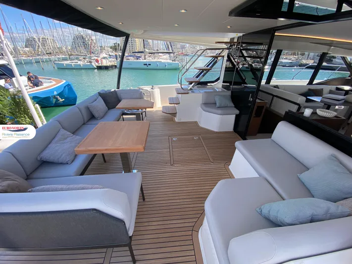 Escape Yacht Photos Pics 