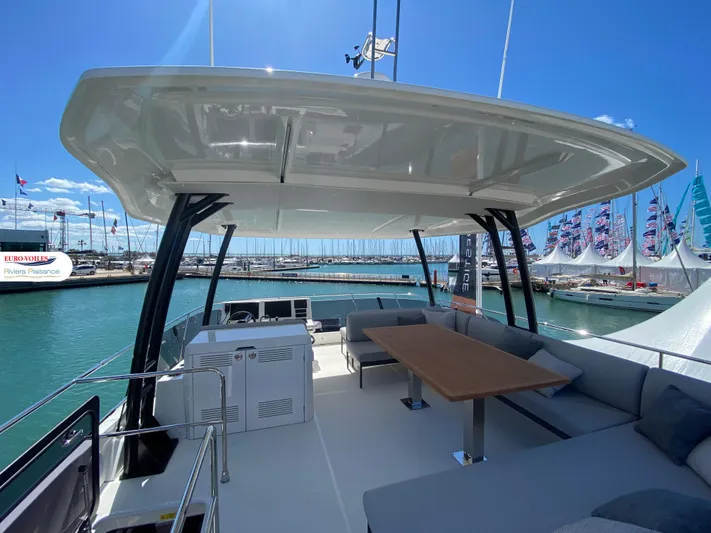 Escape Yacht Photos Pics 