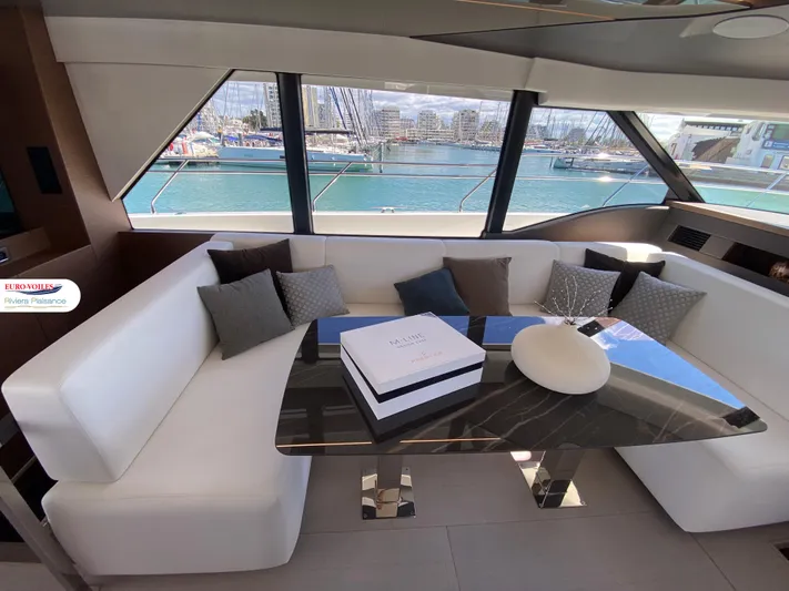 Escape Yacht Photos Pics 