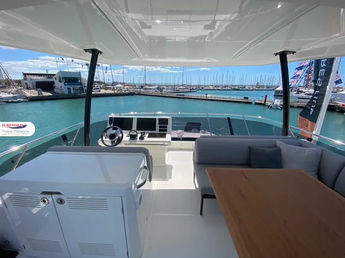 Escape Yacht Photos Pics 