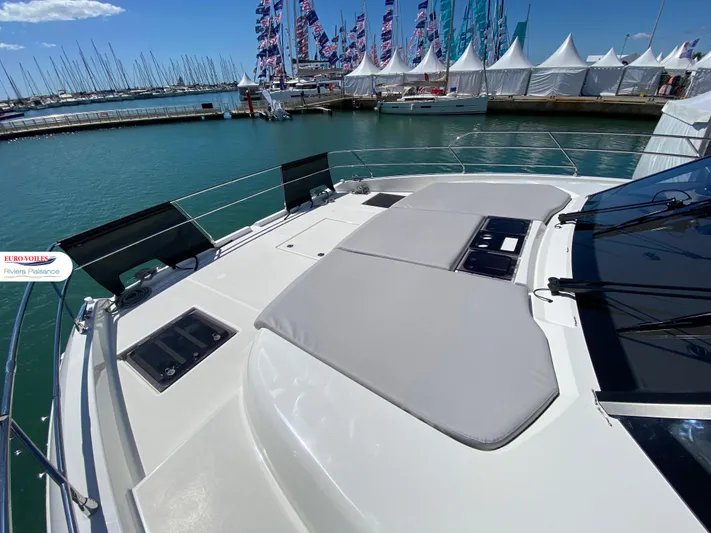 Escape Yacht Photos Pics 