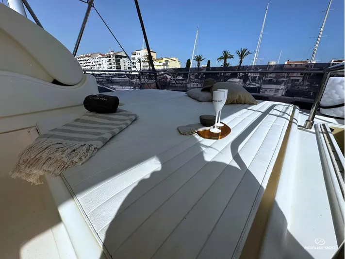 Ellion Yacht Photos Pics 