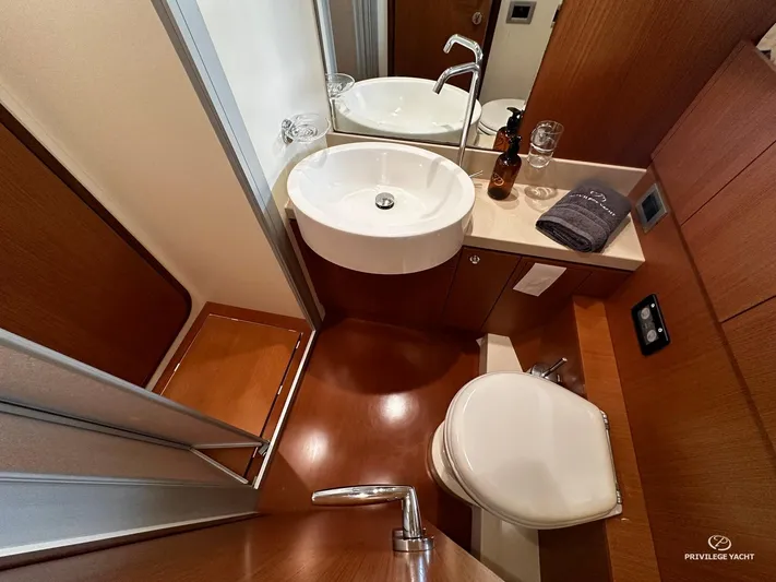 Ellion Yacht Photos Pics 