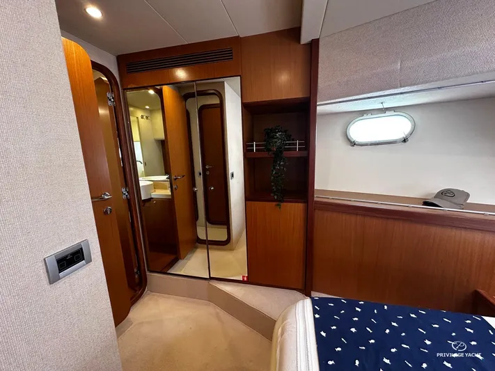 Ellion Yacht Photos Pics 