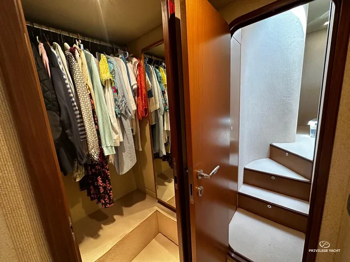 Ellion Yacht Photos Pics 