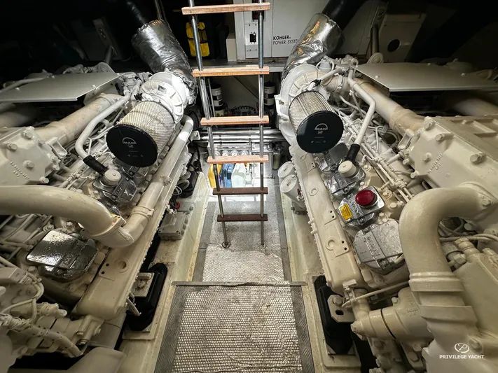 Ellion Yacht Photos Pics 