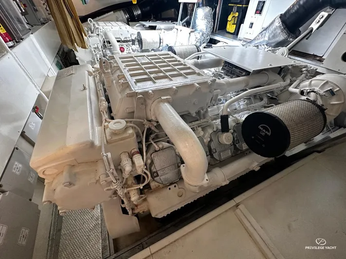 Ellion Yacht Photos Pics 