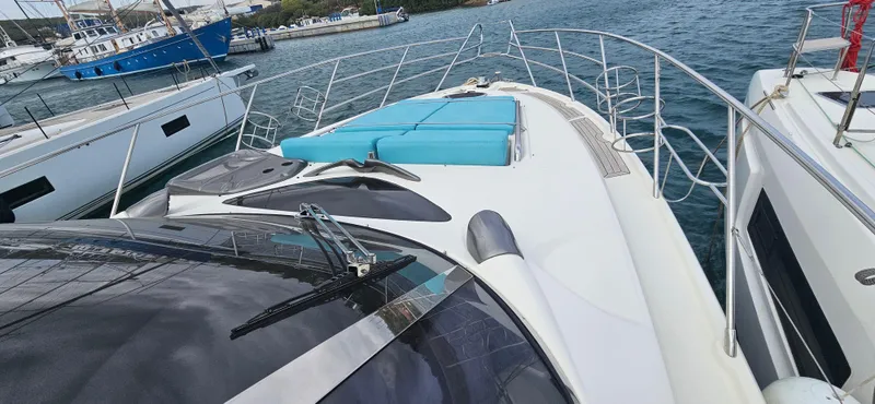 Smile Yacht Photos Pics 