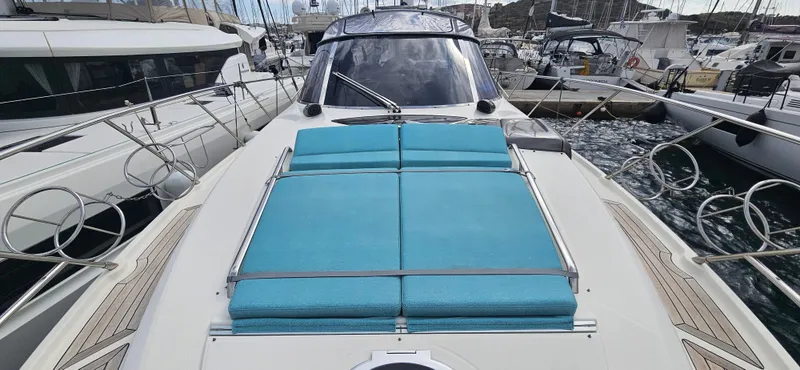 Smile Yacht Photos Pics 