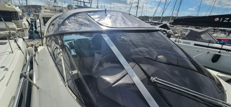 Smile Yacht Photos Pics 