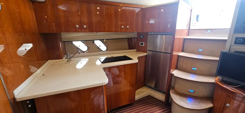 Smile Yacht Photos Pics 