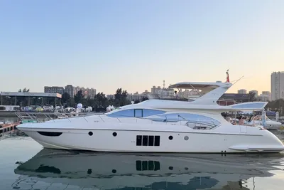 Azimut 70