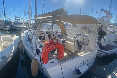 2021 Dufour 360