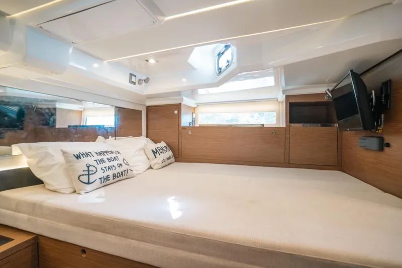  Yacht Photos Pics Luxurious cabin interior of 2021 Jeanneau Leader 12.5 WA yacht.