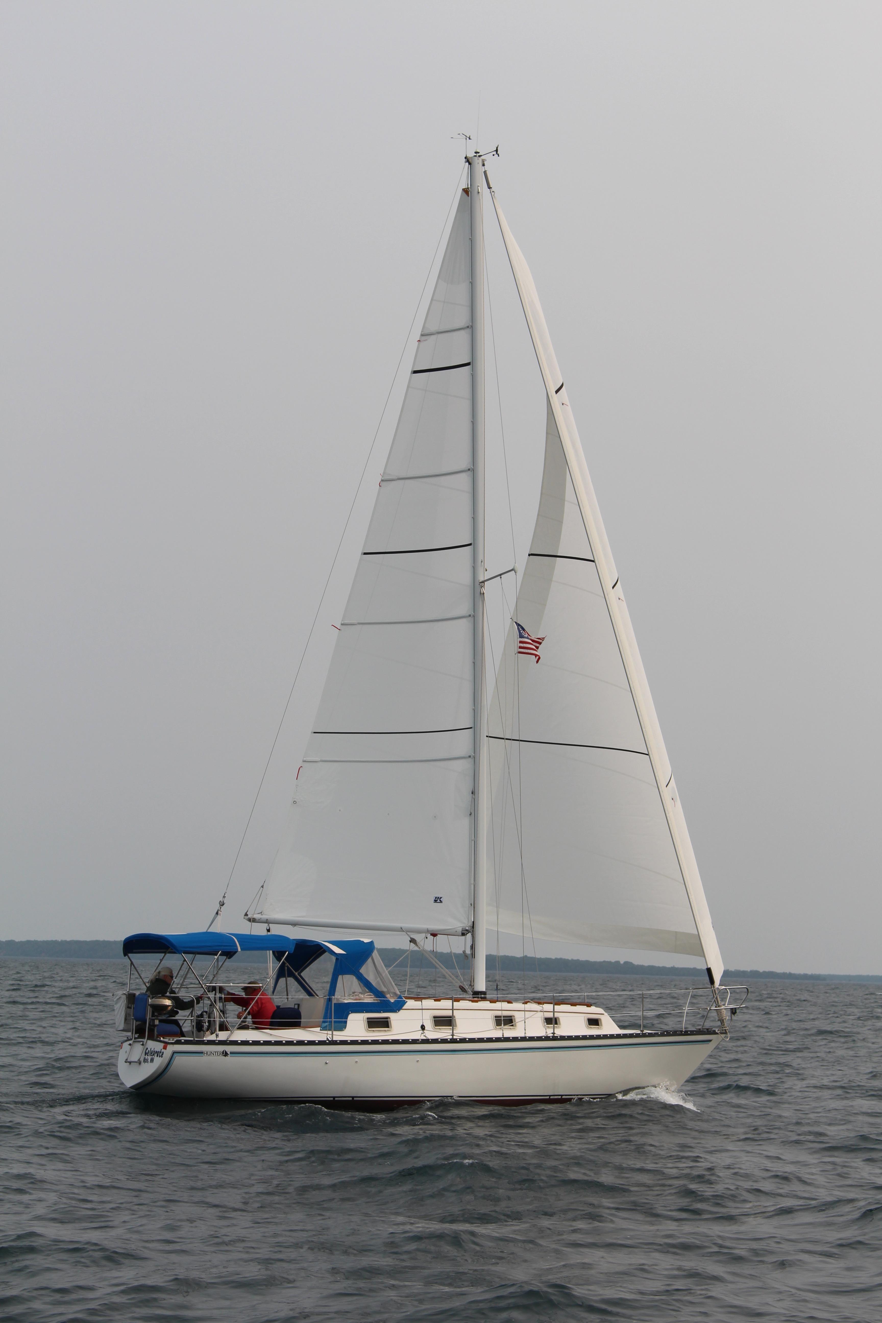 1982 Hunter 33 Sloop for sale - YachtWorld