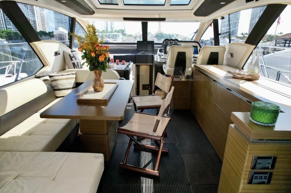 2015 Azimut 55 
