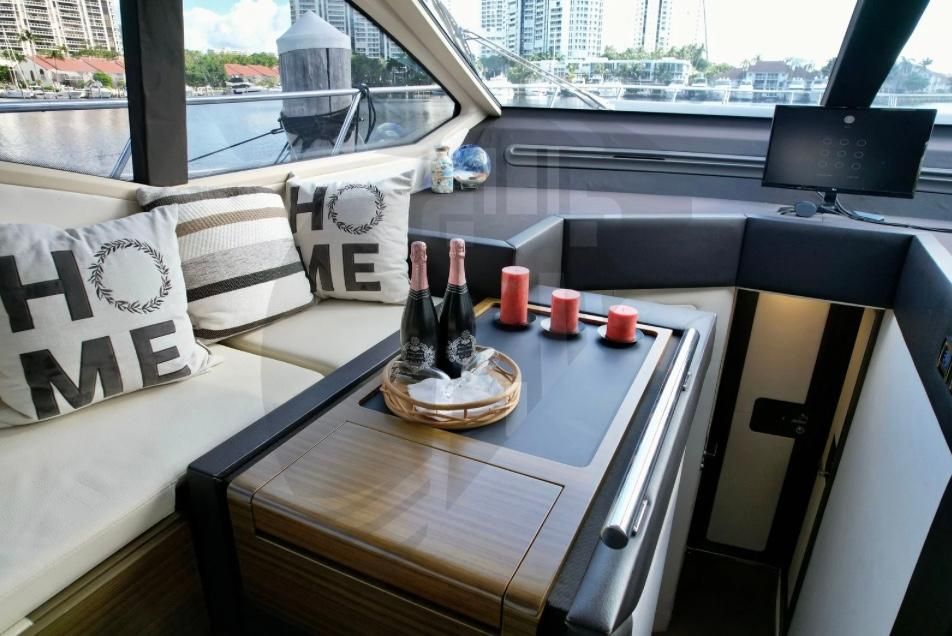 2015 Azimut 55 