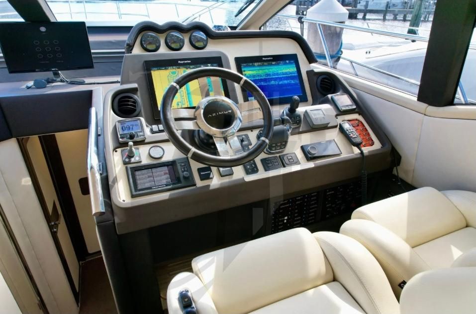2015 Azimut 55 