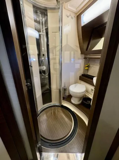 Saint George Yacht Photos Pics 