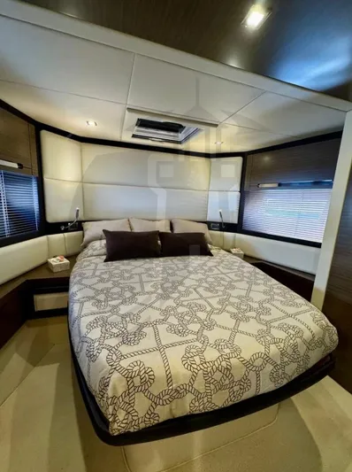 Saint George Yacht Photos Pics 