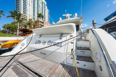 Yacht